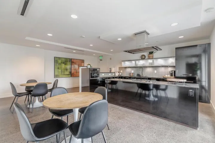88 E San Fernando Street 910, San Jose, California 95113