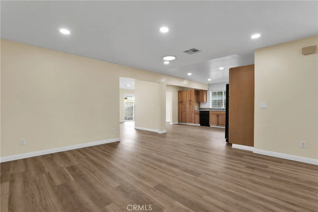 12802 Rain Shadow Road, Victorville, California 92395 home-pic-11