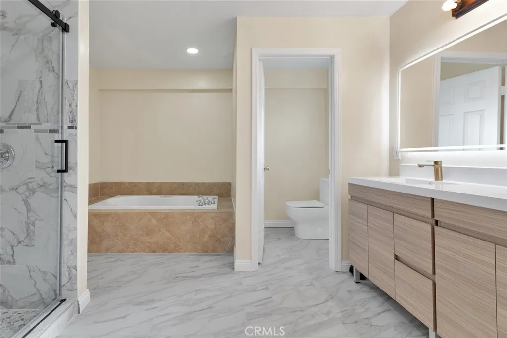 12802 Rain Shadow Road, Victorville, California 92395 home-pic-25