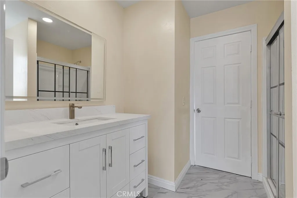 12802 Rain Shadow Road, Victorville, California 92395 home-pic-14