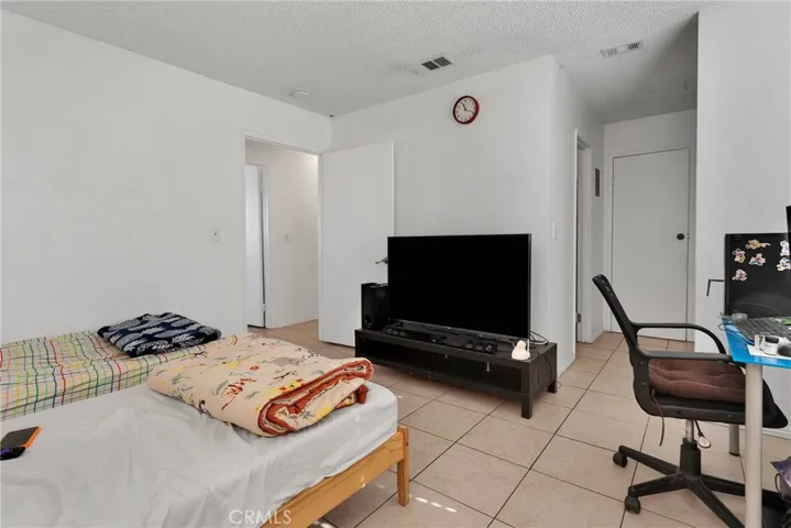 10419 Cimmeron Trail Drive, Adelanto, California 92301
