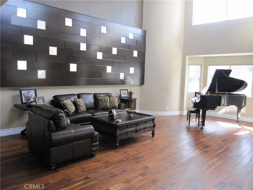 132 13th Street, Seal Beach, California 90740, 5 Bedrooms Bedrooms, ,6 BathroomsBathrooms,Residential Lease,For Rent,13th,OC25007403