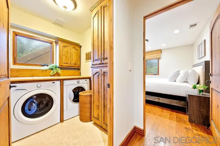7964 Prospect Pl, La Jolla, California 92037