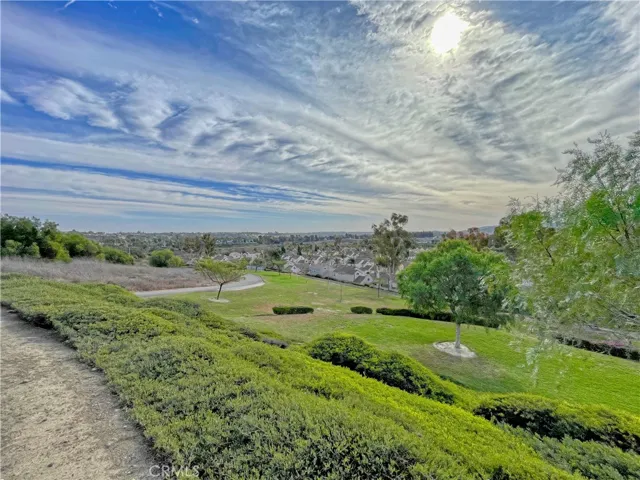 Access to trails & walking paths