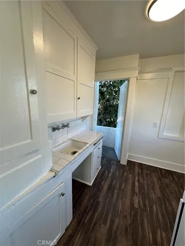 1101 Cherry Avenue, Long Beach, California 90813