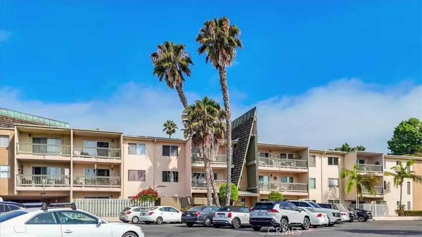 4444 W Point Loma Boulevard 2, San Diego, California 92107