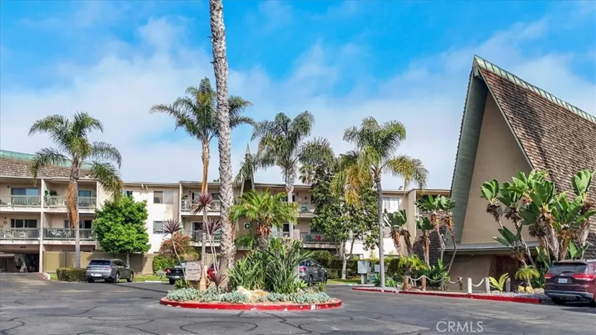 4444 W Point Loma Boulevard 2, San Diego, California 92107