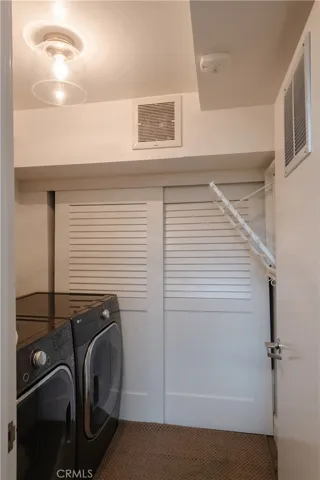 1427 Manhattan Avenue, Hermosa Beach, California 90254