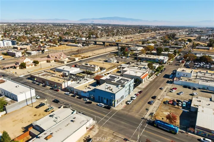 801 Baker Street, Bakersfield, California 93305