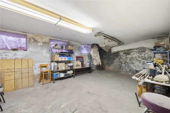 801 Baker Street, Bakersfield, California 93305