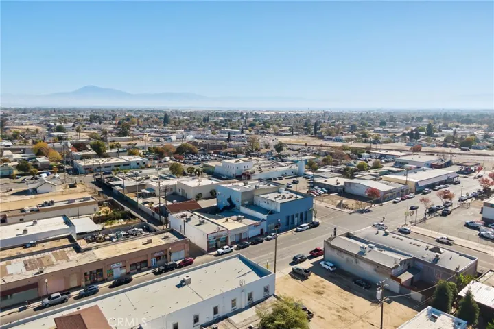 801 Baker Street, Bakersfield, California 93305