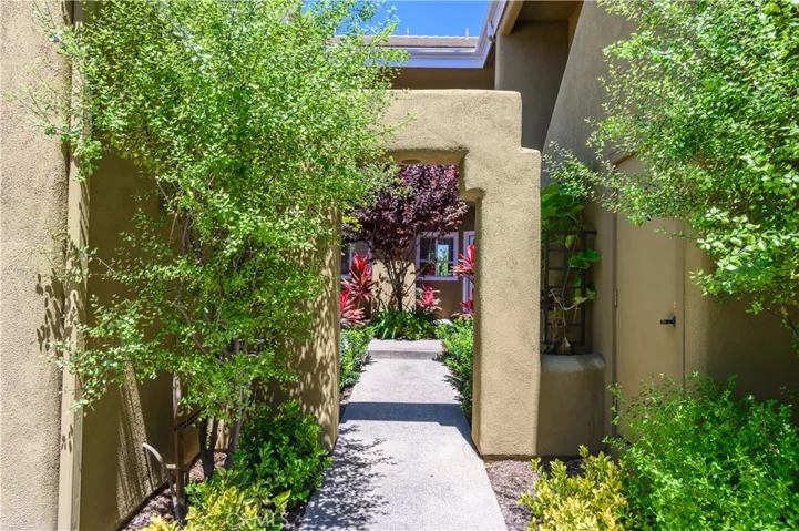 97 Lehigh Aisle 50, Irvine, California 92612