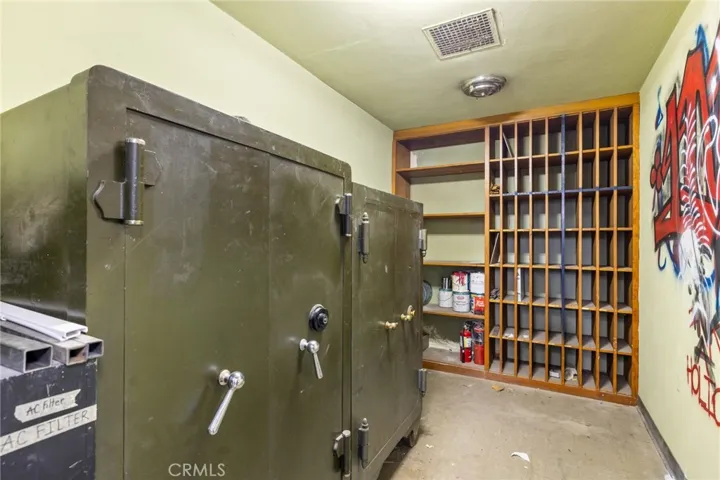 805 Baker Street, Bakersfield, California 93305