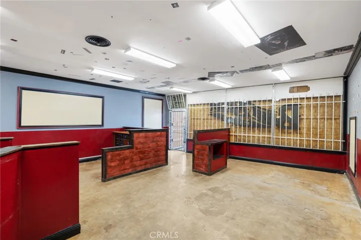 805 Baker Street, Bakersfield, California 93305
