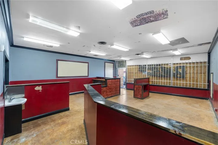 805 Baker Street, Bakersfield, California 93305