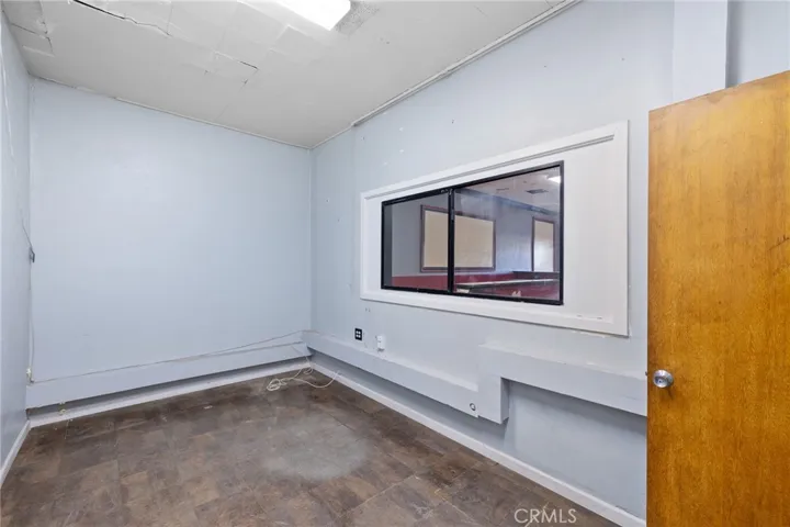 805 Baker Street, Bakersfield, California 93305