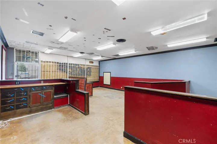 805 Baker Street, Bakersfield, California 93305