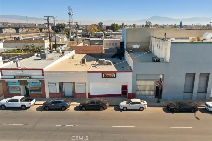 805 Baker Street, Bakersfield, California 93305