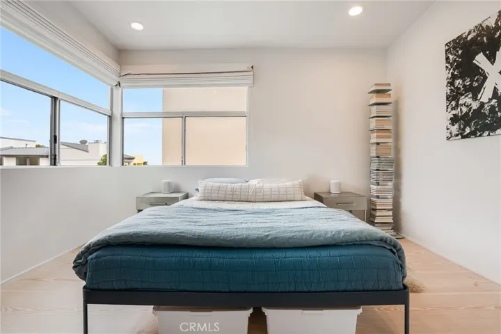 912 Santa Ana Street, Laguna Beach, California 92651