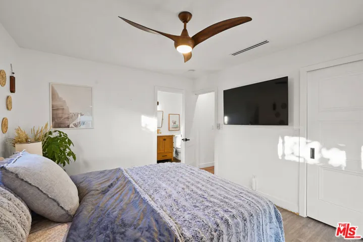 14828 Saticoy Street, Van Nuys, California 91405