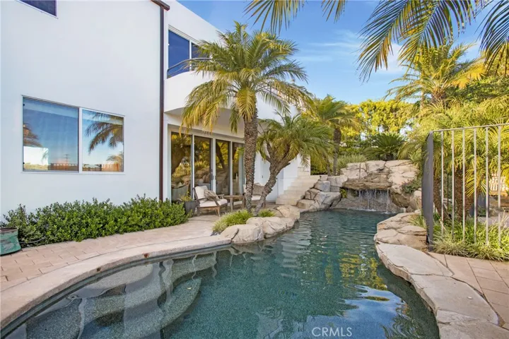 791 Barracuda Way, Laguna Beach, California 92651