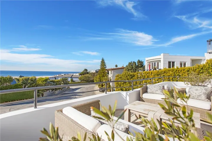 791 Barracuda Way, Laguna Beach, California 92651