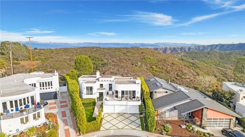 791 Barracuda Way, Laguna Beach, California 92651