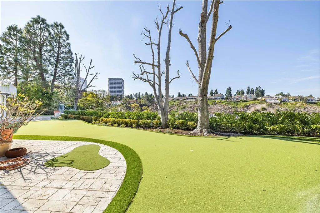 2 Inverness Lane, Newport Beach, California 92660 home-pic-6