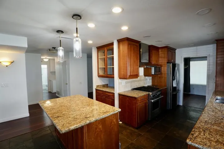 11402 Via Promesa, San Diego, California 92124
