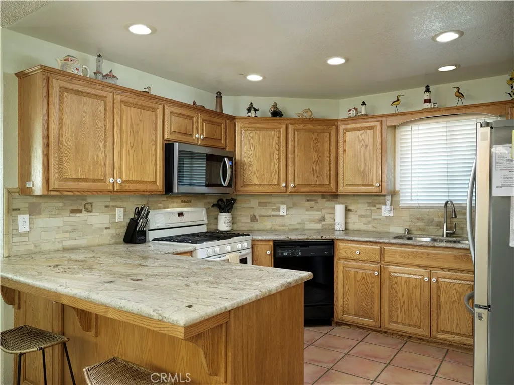 310 Sandpiper Lane, Oceano, California 93445 home-pic-4