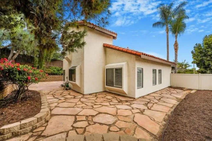 862 Muirwood Drive, Oceanside, California 92057