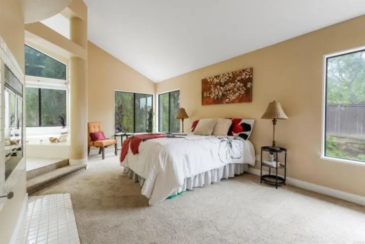 862 Muirwood Drive, Oceanside, California 92057