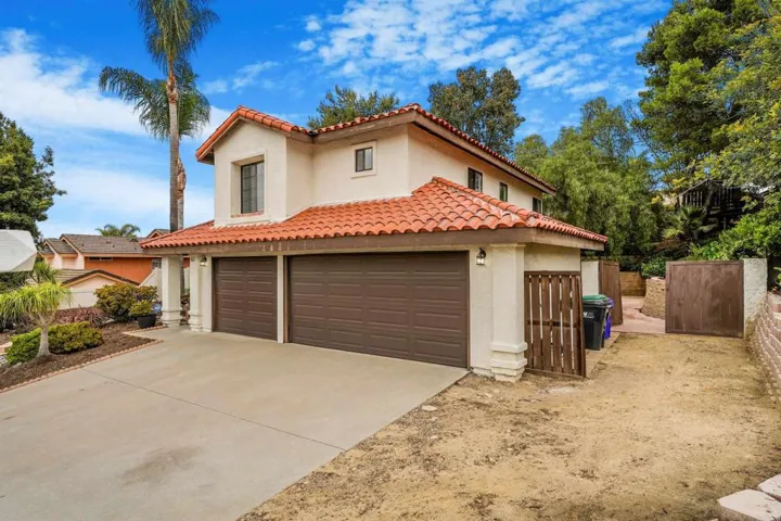 862 Muirwood Drive, Oceanside, California 92057