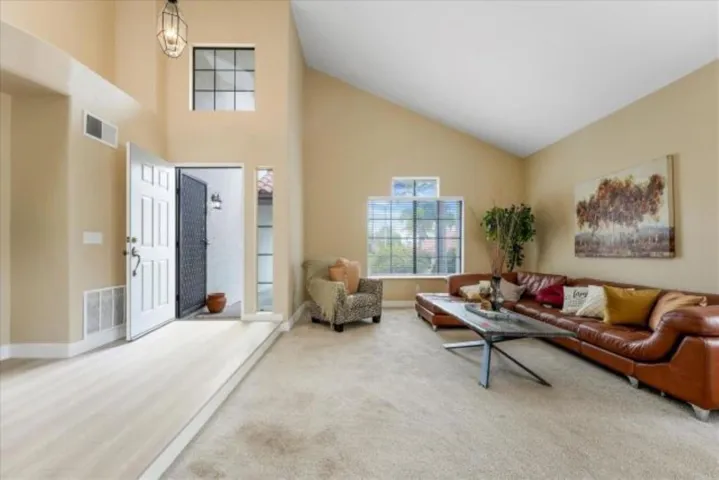 862 Muirwood Drive, Oceanside, California 92057