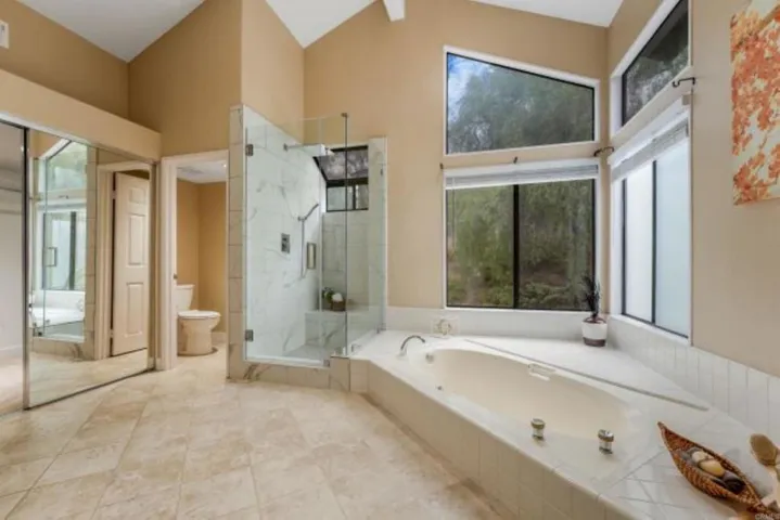 862 Muirwood Drive, Oceanside, California 92057