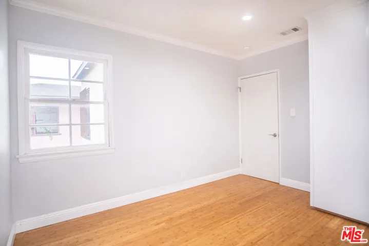 1414 S Spaulding Avenue, Los Angeles, California 90019