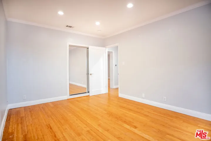 1414 S Spaulding Avenue, Los Angeles, California 90019