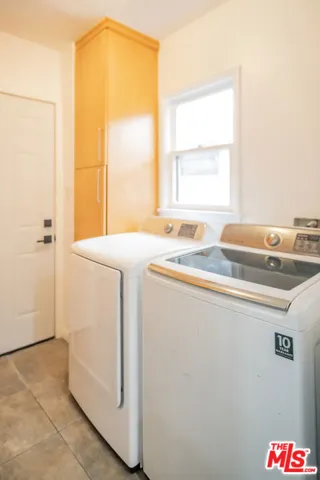 1414 S Spaulding Avenue, Los Angeles, California 90019