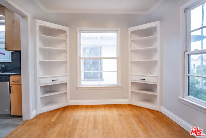 1414 S Spaulding Avenue, Los Angeles, California 90019