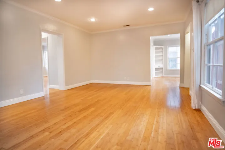 1414 S Spaulding Avenue, Los Angeles, California 90019