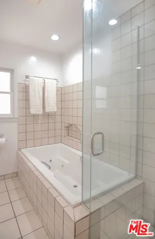 1414 S Spaulding Avenue, Los Angeles, California 90019