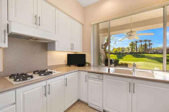 28-web-or-mls-8M4A8638