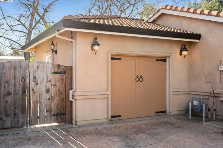 3950 Stanley Blvd, Pleasanton, California 94566