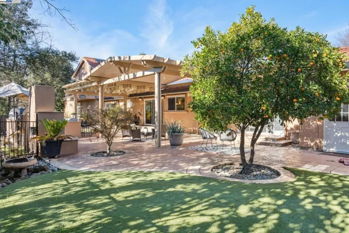 3950 Stanley Blvd, Pleasanton, California 94566