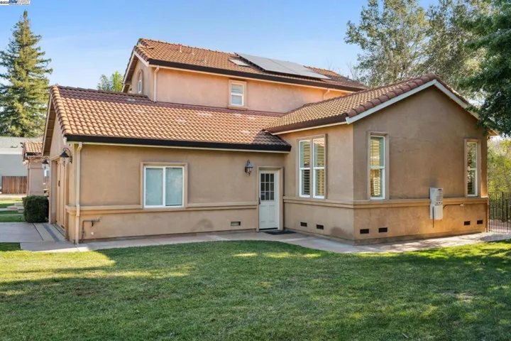3950 Stanley Blvd, Pleasanton, California 94566