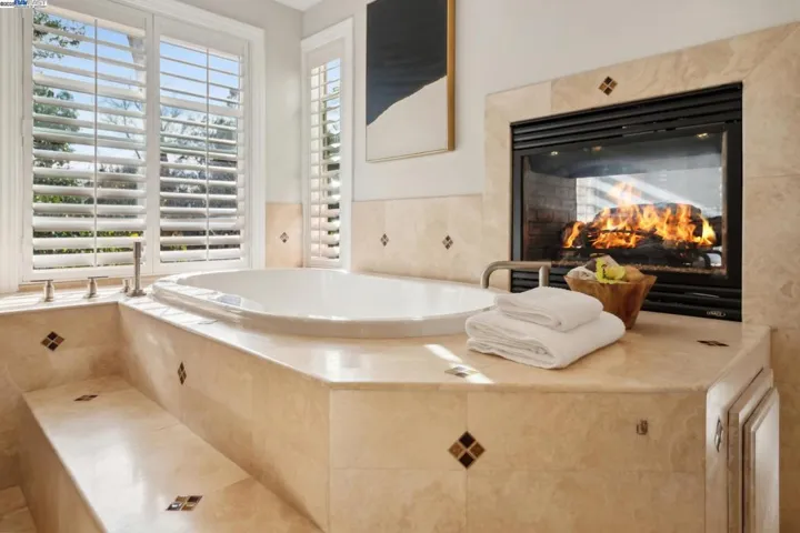 3950 Stanley Blvd, Pleasanton, California 94566