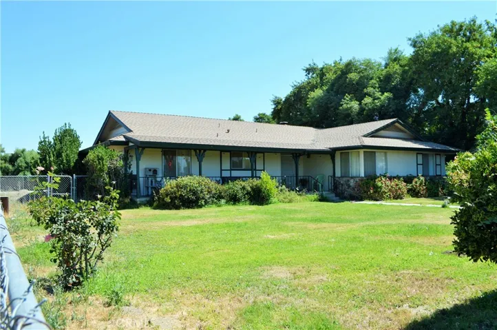 2750 W Devonshire Avenue, Hemet, California 92545