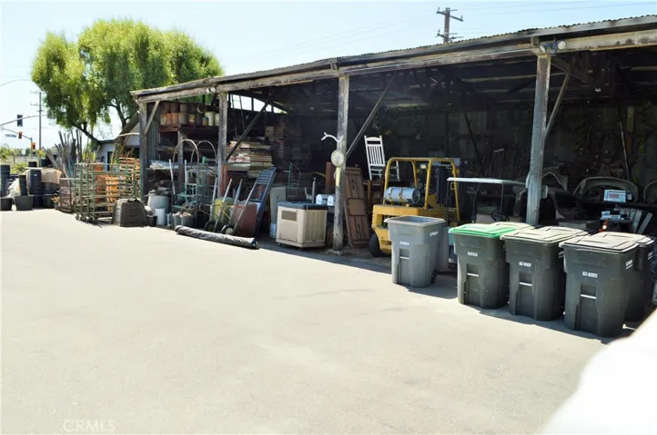 2750 W Devonshire Avenue, Hemet, California 92545