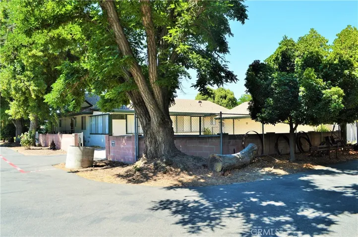 2750 W Devonshire Avenue, Hemet, California 92545