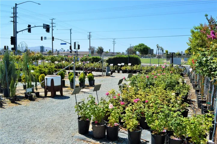2750 W Devonshire Avenue, Hemet, California 92545
